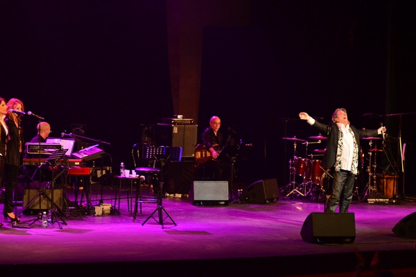Herve Vilard Au Casino Du Liban
